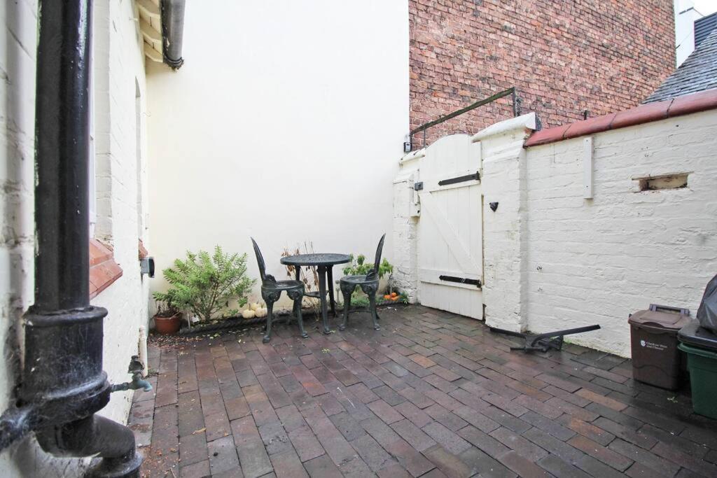 In The Heart Of Chester, Historical & Stylish 외부 사진