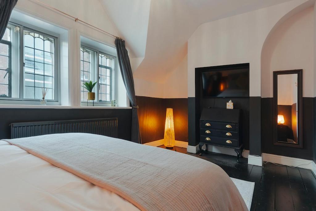 In The Heart Of Chester, Historical & Stylish 외부 사진